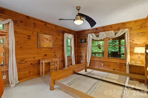 976 Wildcat Run Maggie Valley NC 28751