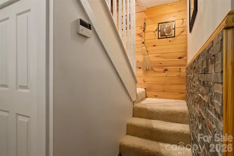 976 Wildcat Run Maggie Valley NC 28751
