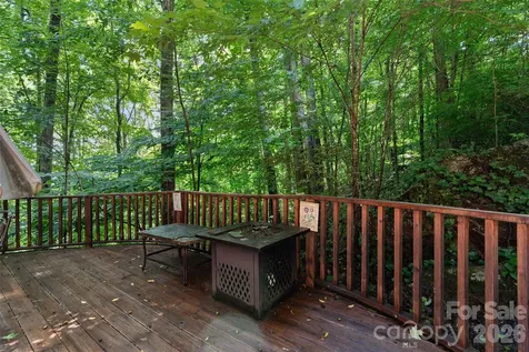 976 Wildcat Run Maggie Valley NC 28751