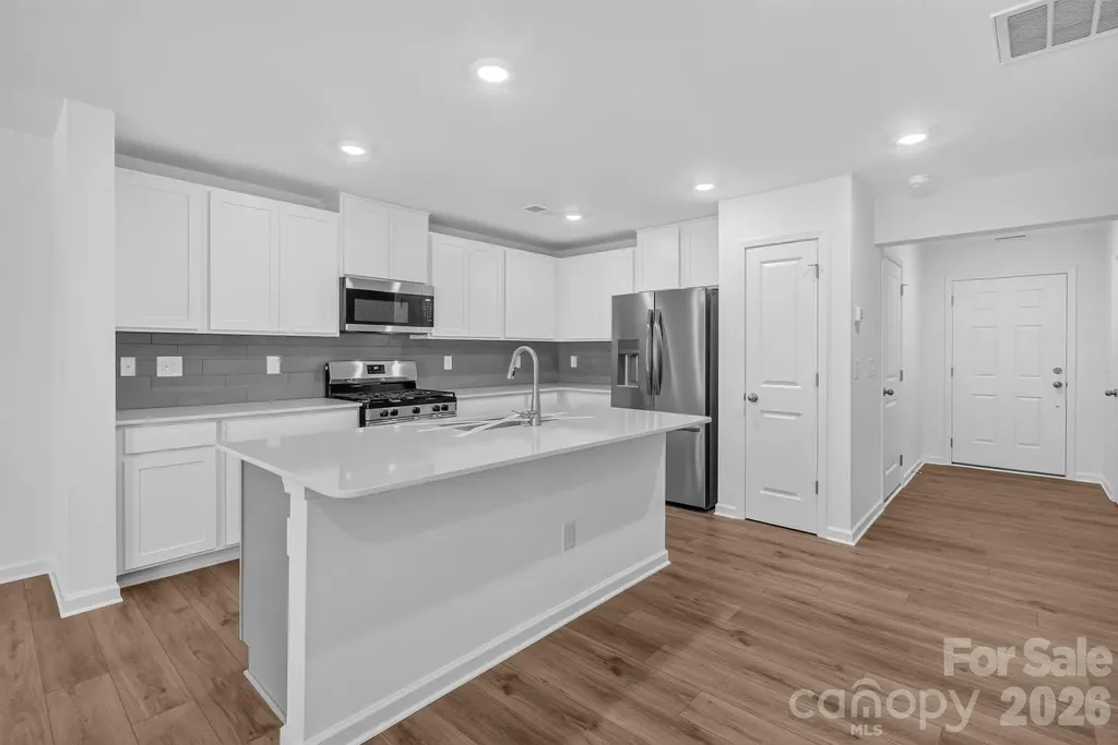 448 Sand Dunes Drive Kannapolis NC 28081