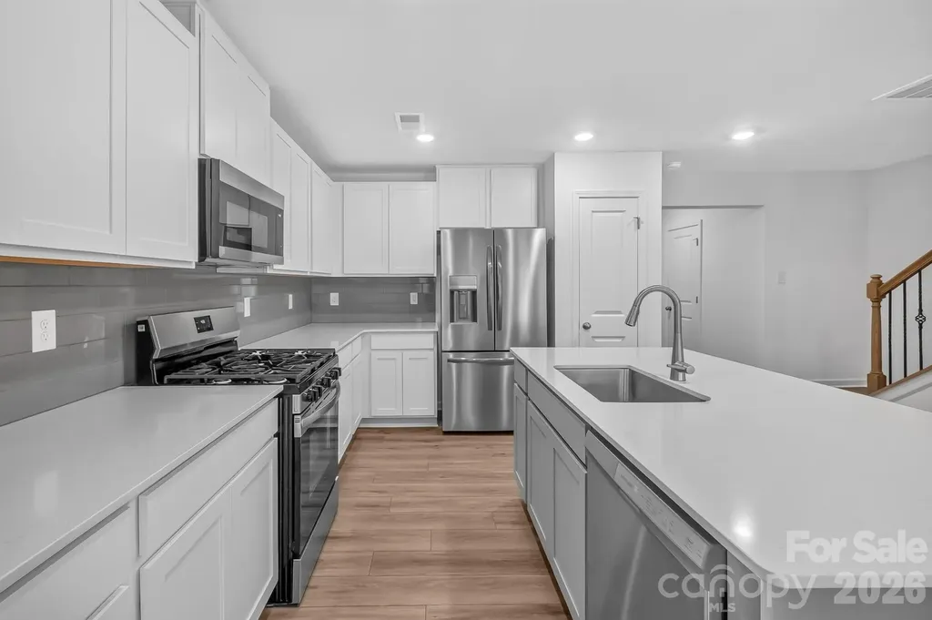 448 Sand Dunes Drive Kannapolis NC 28081