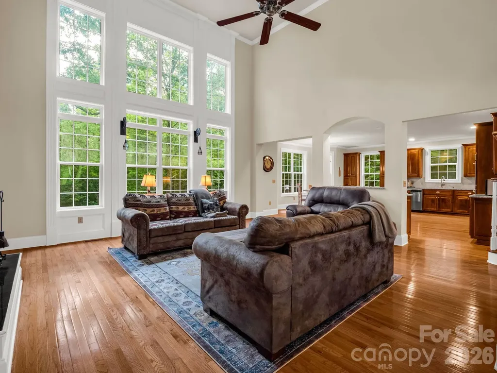 45 Brown Bear Ridge Trail Zirconia NC 28790