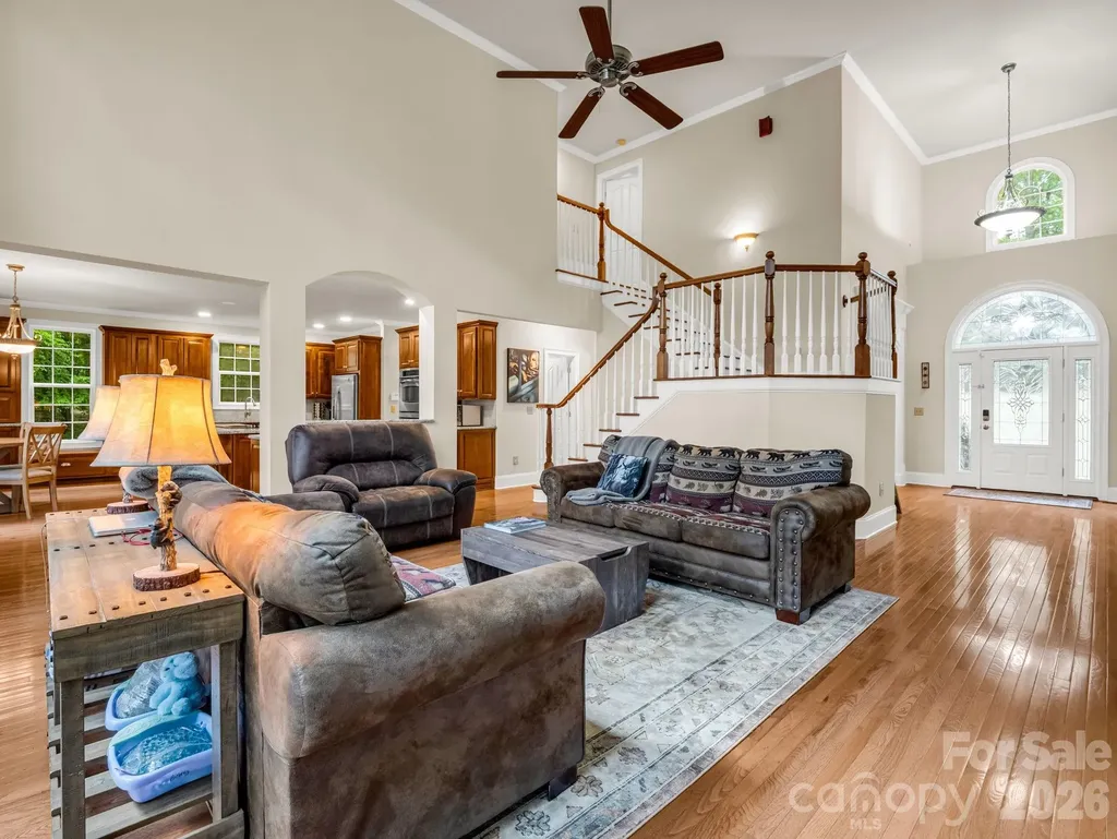 45 Brown Bear Ridge Trail Zirconia NC 28790