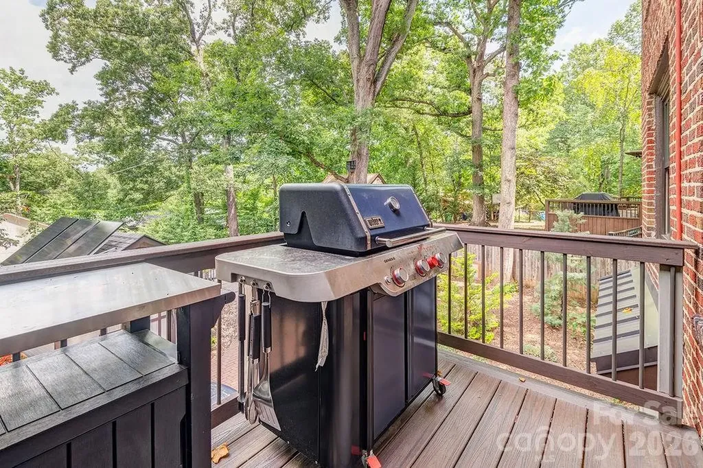 83 Tacoma Circle Asheville NC 28801