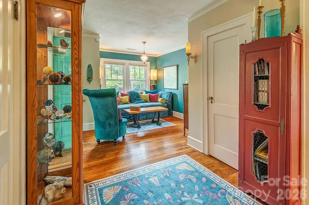83 Tacoma Circle Asheville NC 28801