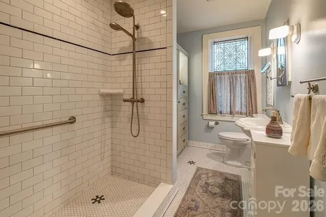 83 Tacoma Circle Asheville NC 28801
