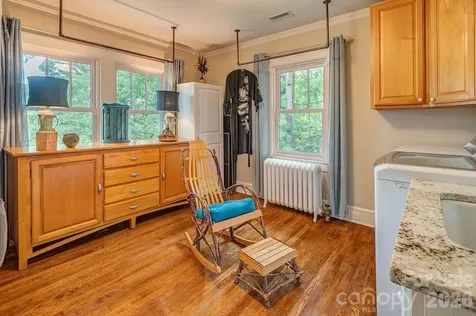 83 Tacoma Circle Asheville NC 28801