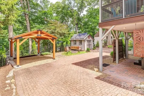 83 Tacoma Circle Asheville NC 28801