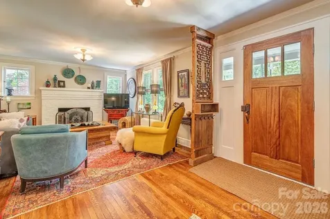 83 Tacoma Circle Asheville NC 28801