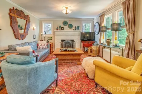 83 Tacoma Circle Asheville NC 28801