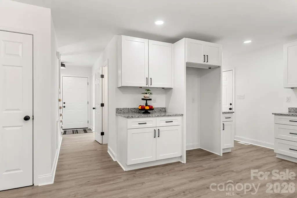 2149 Charles Towne Court Kannapolis NC 28083