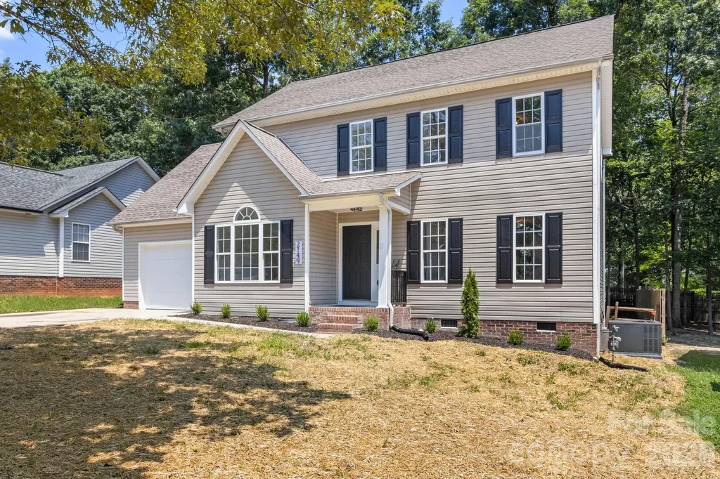 2149 Charles Towne Court Kannapolis NC 28083