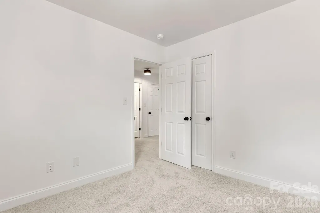 2149 Charles Towne Court Kannapolis NC 28083