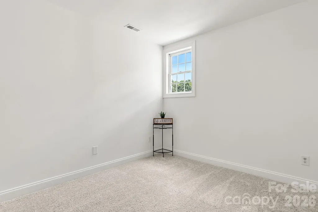 2149 Charles Towne Court Kannapolis NC 28083