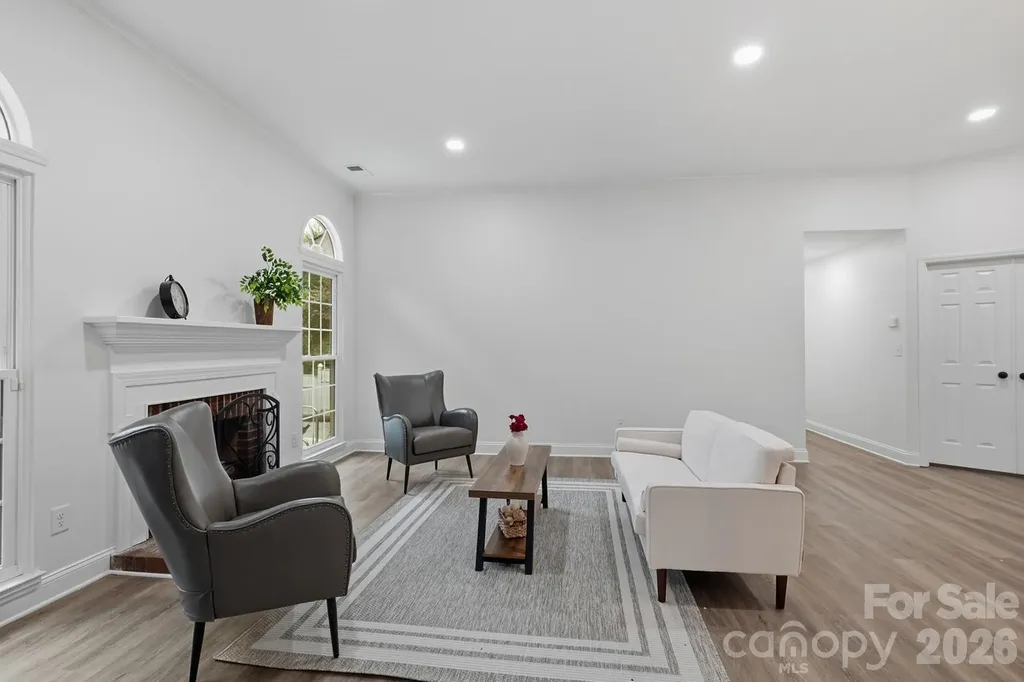 3412 Pondridge Court Charlotte NC 28269