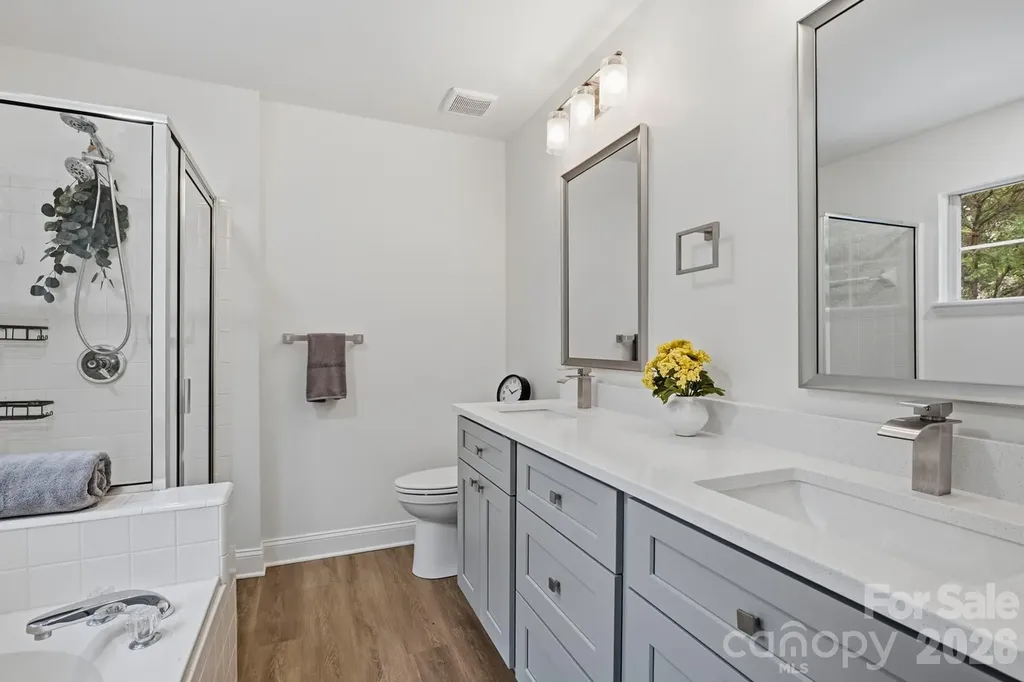 3412 Pondridge Court Charlotte NC 28269