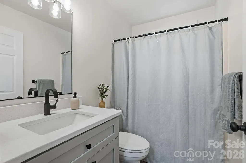 3412 Pondridge Court Charlotte NC 28269