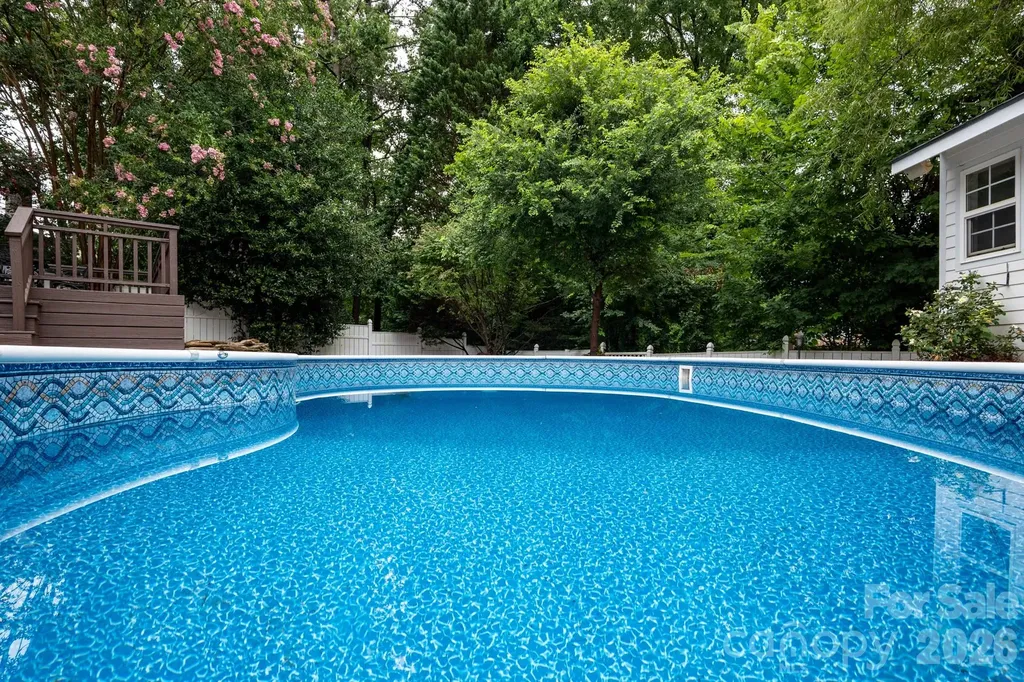 3412 Pondridge Court Charlotte NC 28269
