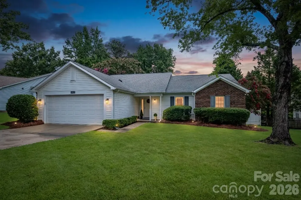 3412 Pondridge Court Charlotte NC 28269