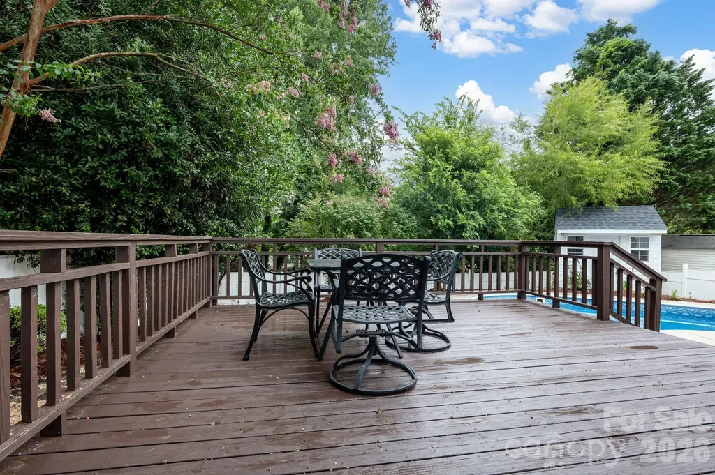 3412 Pondridge Court Charlotte NC 28269