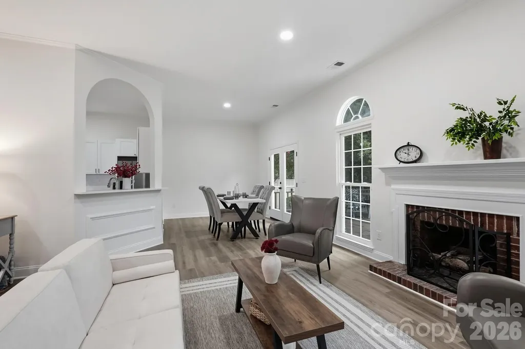 3412 Pondridge Court Charlotte NC 28269