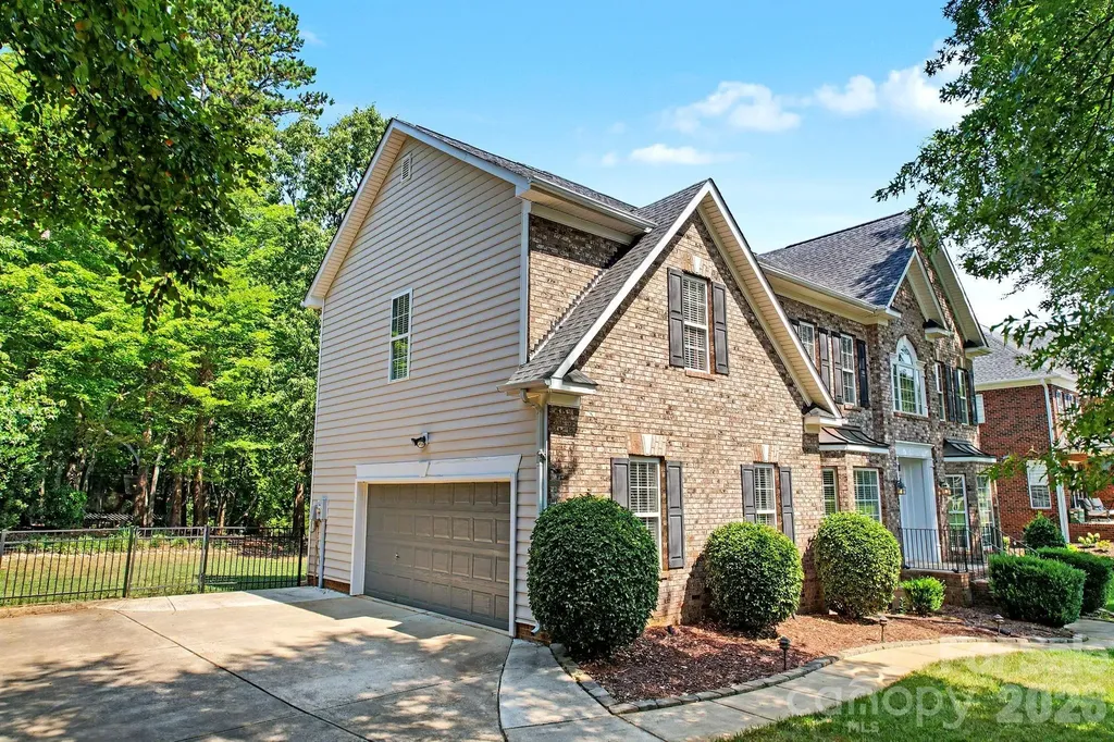6204 Pumpernickel Lane Wesley Chapel NC 28110
