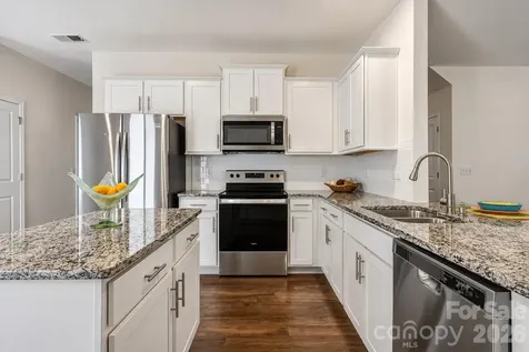 223 Marathon Lane Candler NC 28715