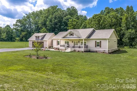90 Saddle Club Lane Hendersonville NC 28739
