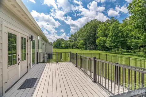 90 Saddle Club Lane Hendersonville NC 28739
