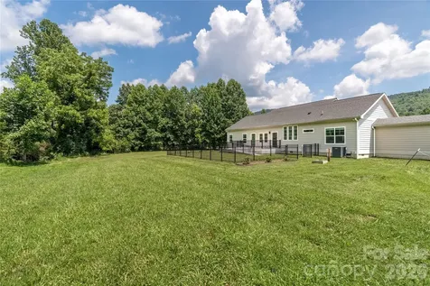 90 Saddle Club Lane Hendersonville NC 28739