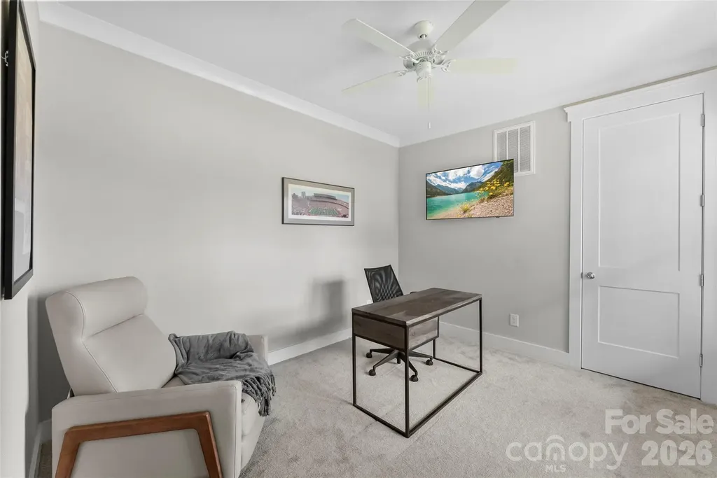 543 Greystone Road Charlotte NC 28209