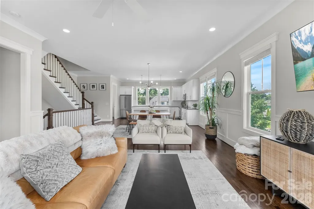 543 Greystone Road Charlotte NC 28209
