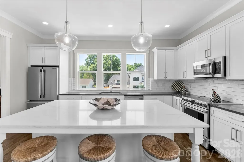 543 Greystone Road Charlotte NC 28209