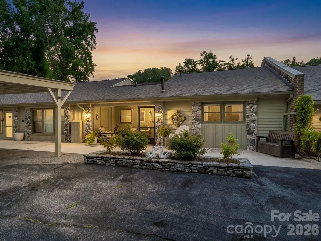 251 Carolina Drive Tryon NC 28782