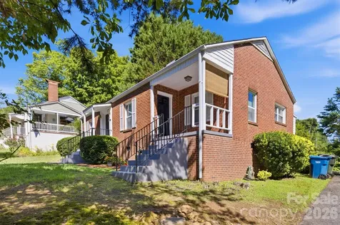 1060 14th Avenue NW Hickory NC 28601