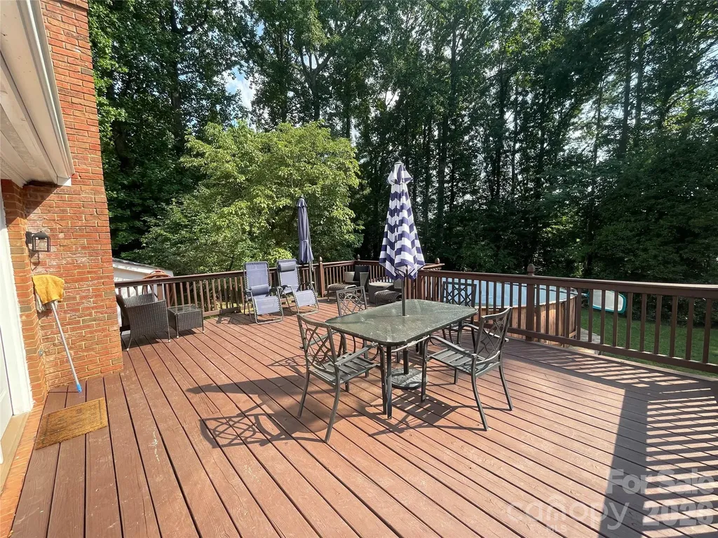 6507 Paleface Place Charlotte NC 28214