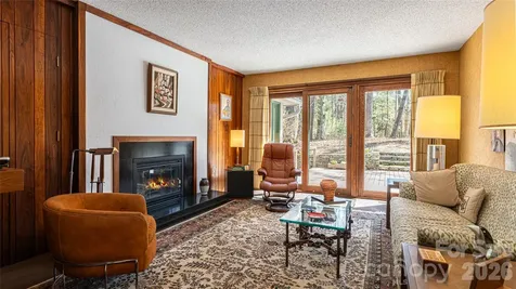 12 Stuyvesant Crescent Asheville NC 28803