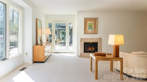12 Stuyvesant Crescent Asheville NC 28803
