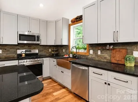 77 E Lake Dr East Lake Drive Fairview NC 28730