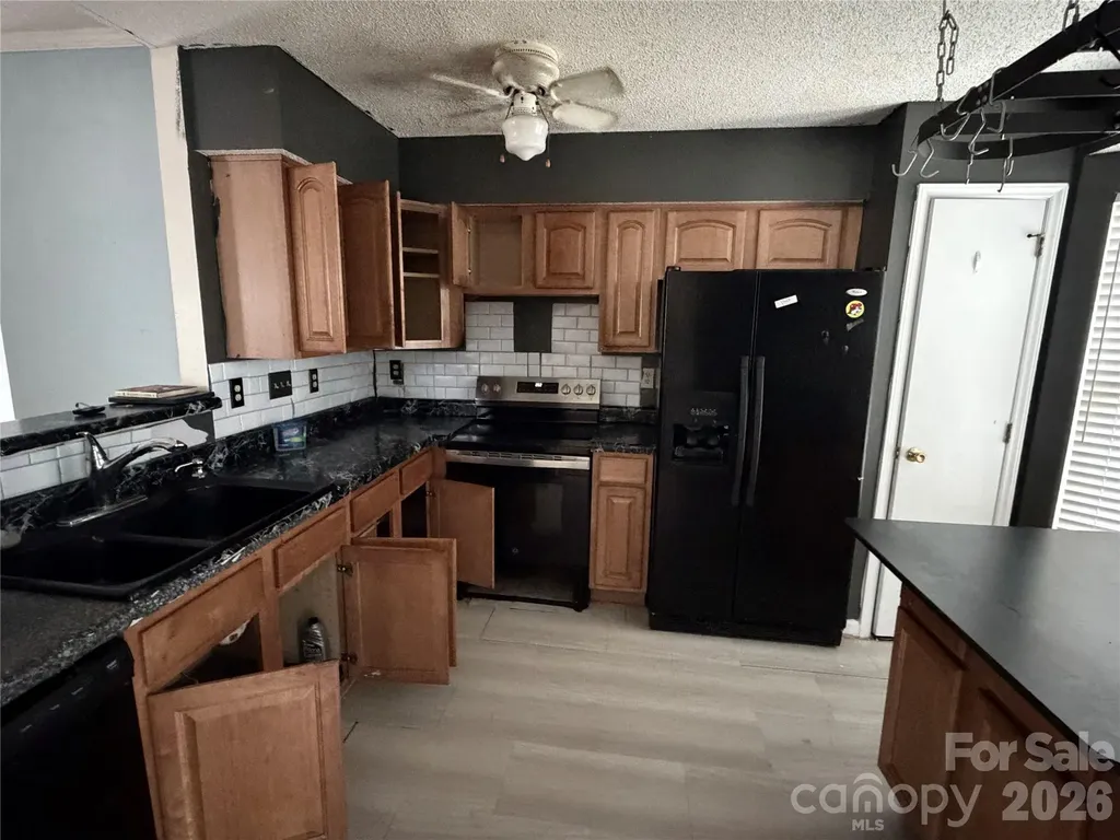 1202 Gretna Green Drive Charlotte NC 28217