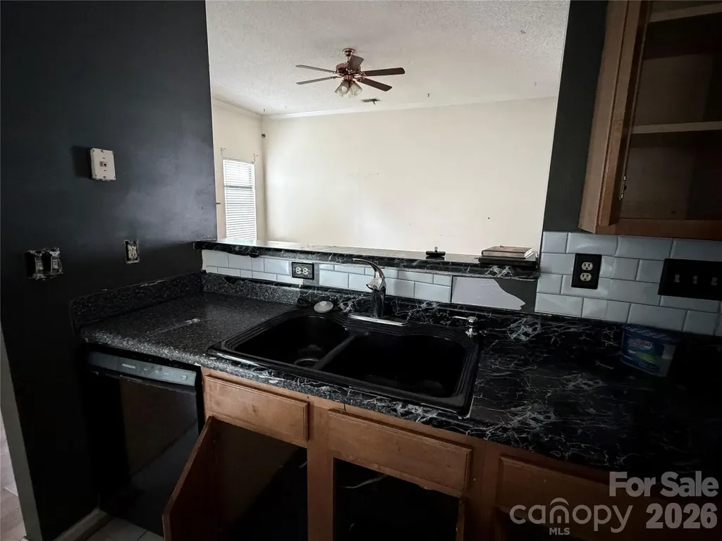 1202 Gretna Green Drive Charlotte NC 28217