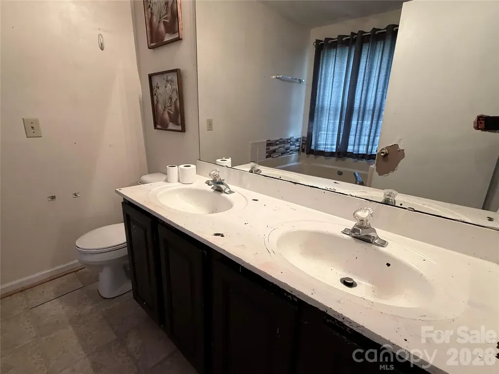 1202 Gretna Green Drive Charlotte NC 28217