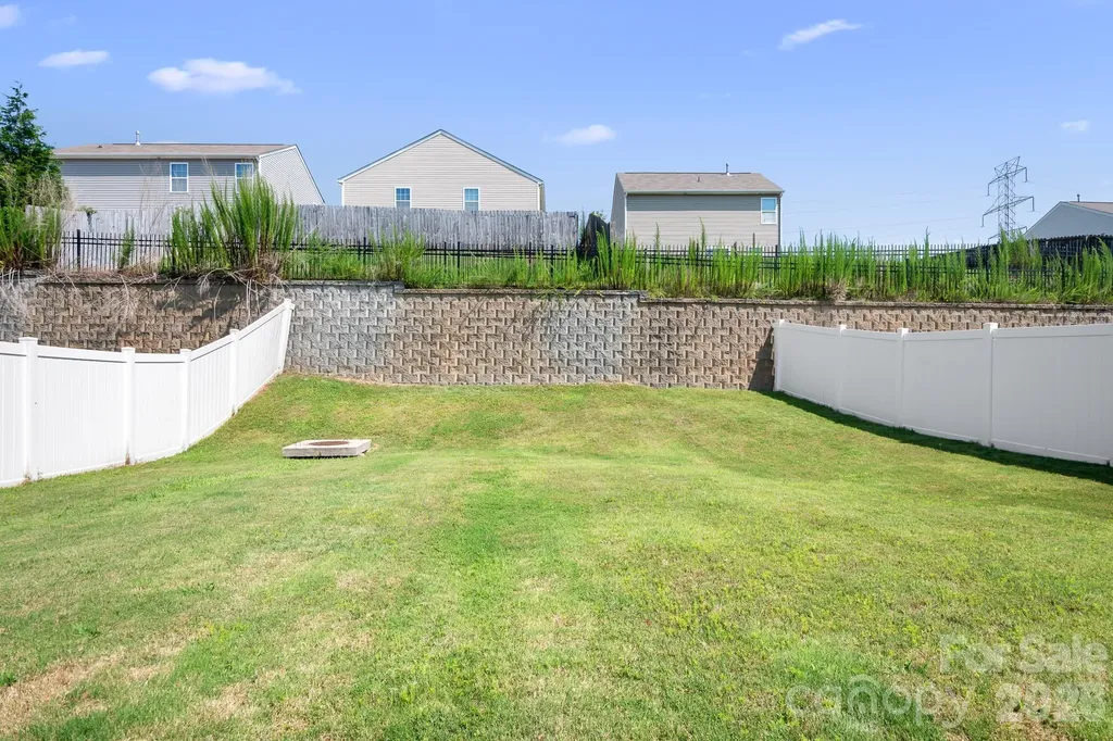 1554 Lilly Springs Place Dallas NC 28034