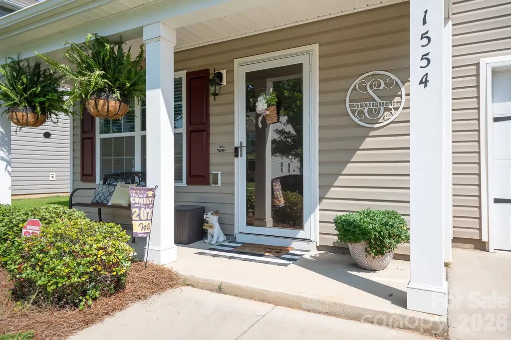 1554 Lilly Springs Place Dallas NC 28034