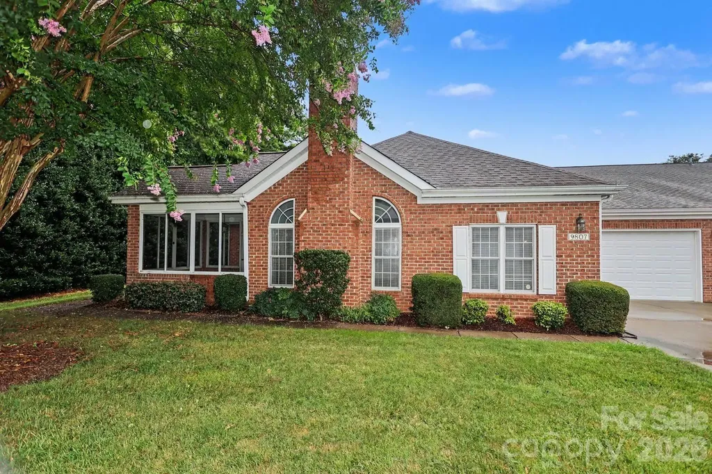 9807 Whispering Willow Court Charlotte NC 28210