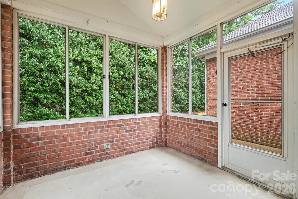 9807 Whispering Willow Court Charlotte NC 28210