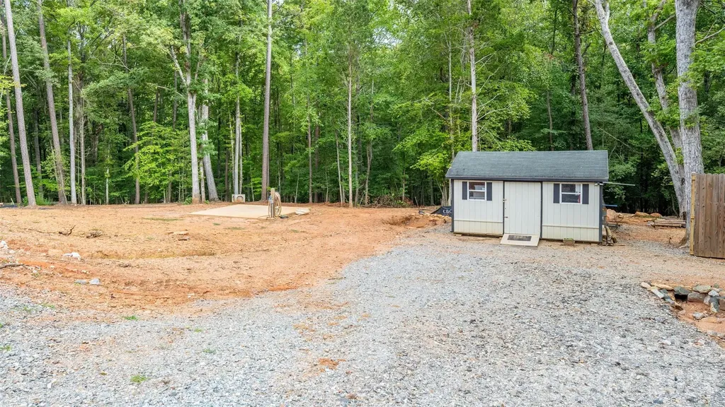 1147 Whispering Winds Drive Catawba NC 28609