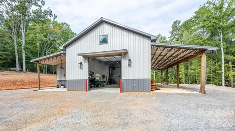 1147 Whispering Winds Drive Catawba NC 28609