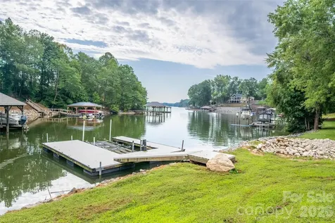 1147 Whispering Winds Drive Catawba NC 28609