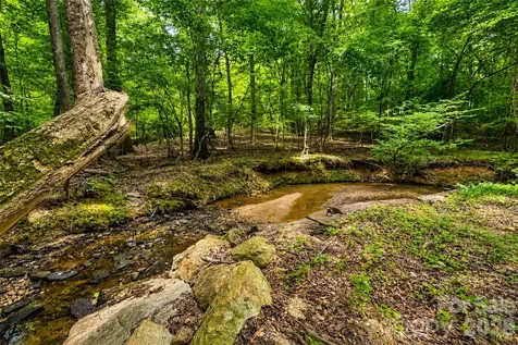 1147 Whispering Winds Drive Catawba NC 28609